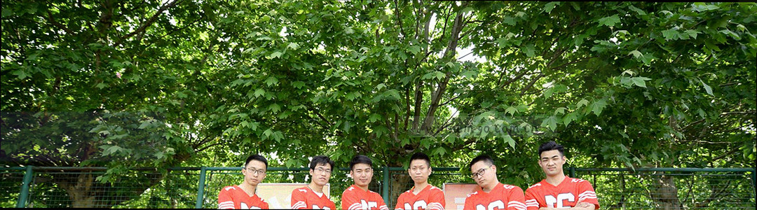 同一栏内阵容名单与角球计数的上下排列示意图形